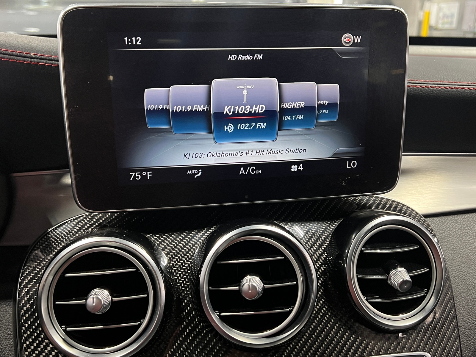Thumbnail: 2019 Mercedes-Benz GLC - 3