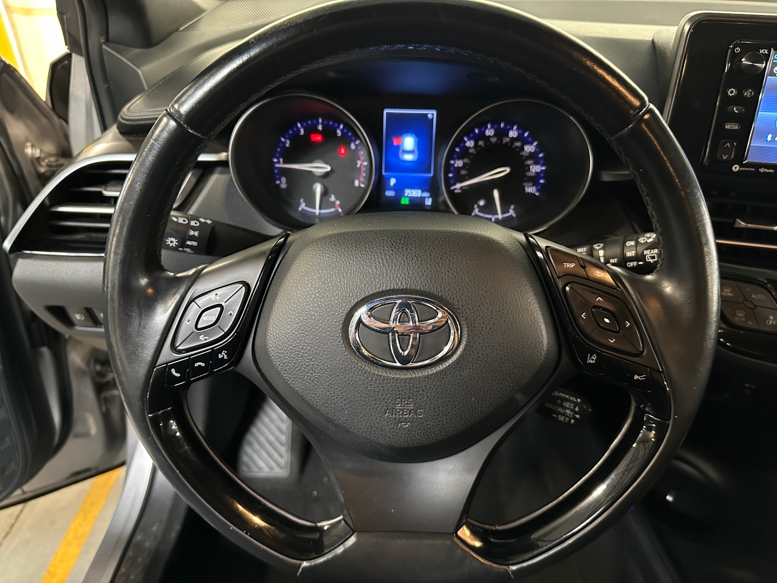 Thumbnail: 2018 Toyota C-HR - 5