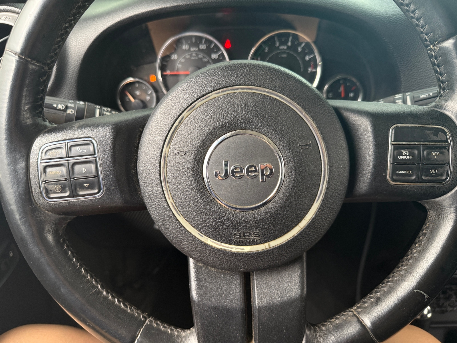 Thumbnail: 2016 Jeep Wrangler - 5