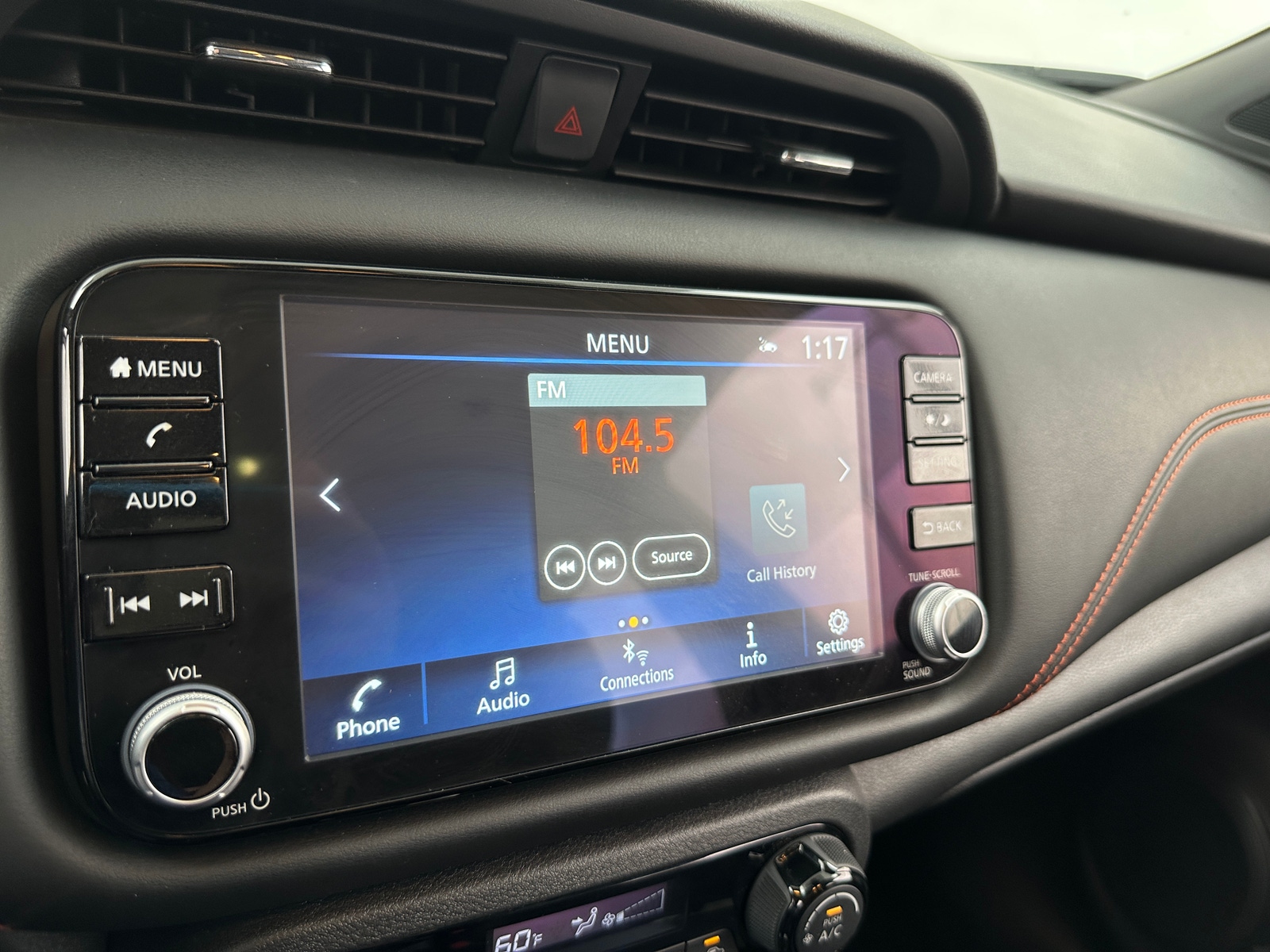 Thumbnail: 2024 Nissan Kicks - 4