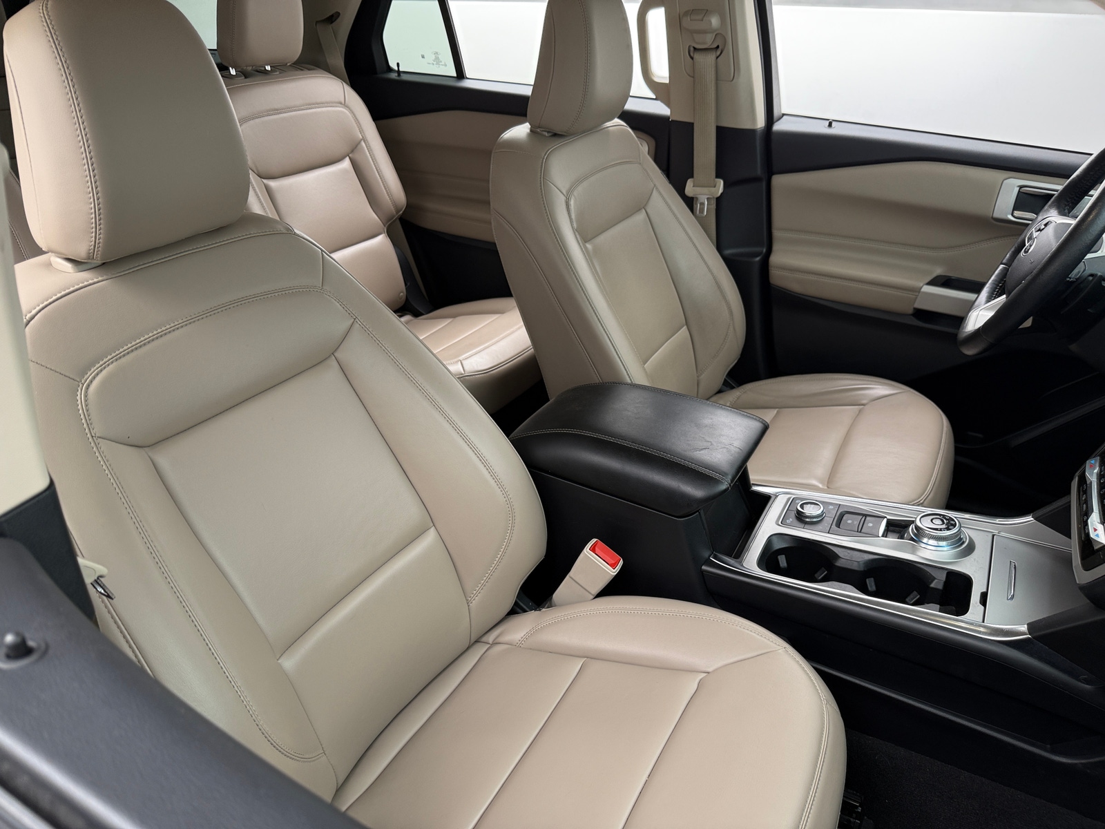 Thumbnail: 2021 Ford Explorer - 2