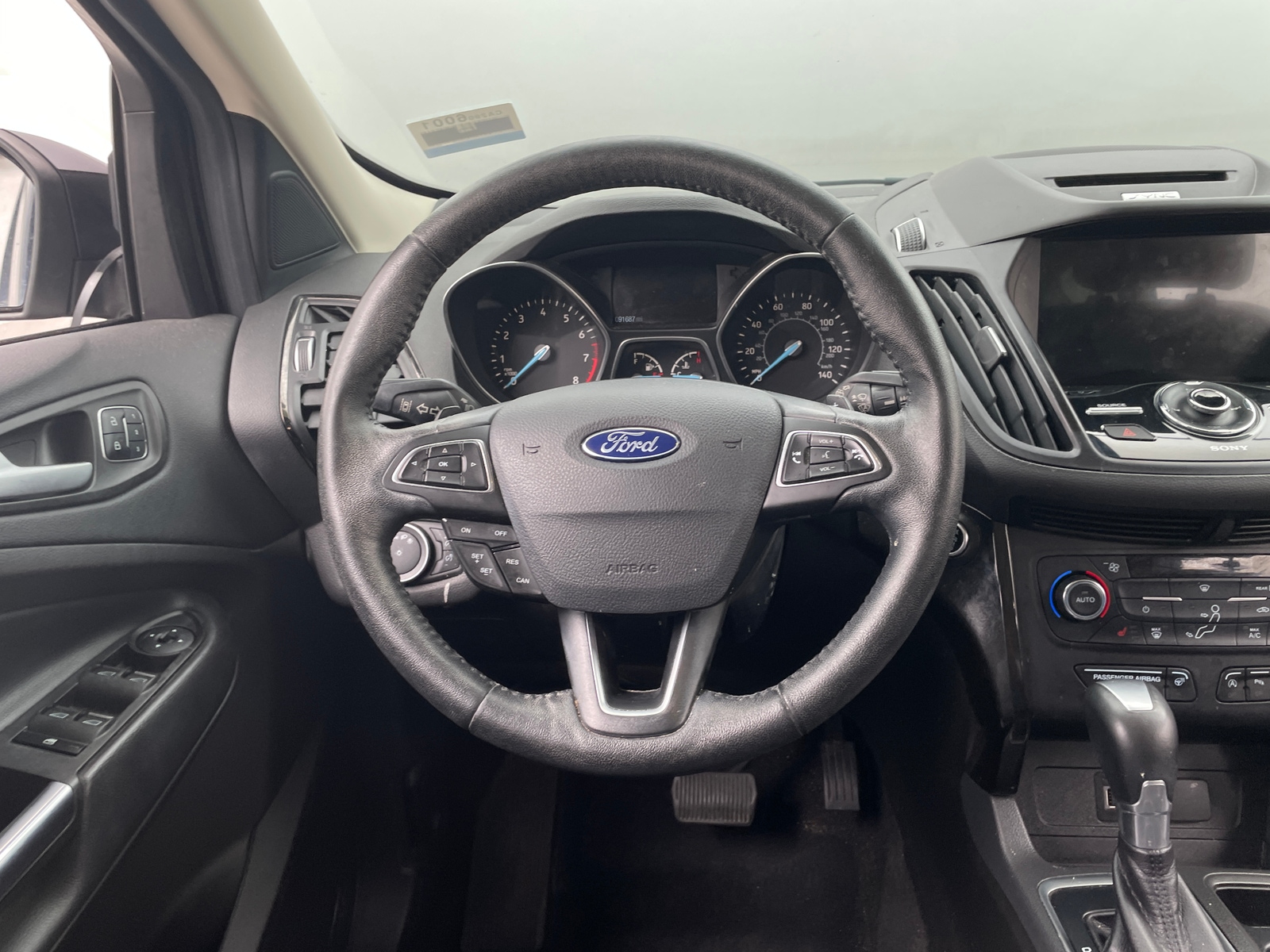 Thumbnail: 2017 Ford Escape - 4