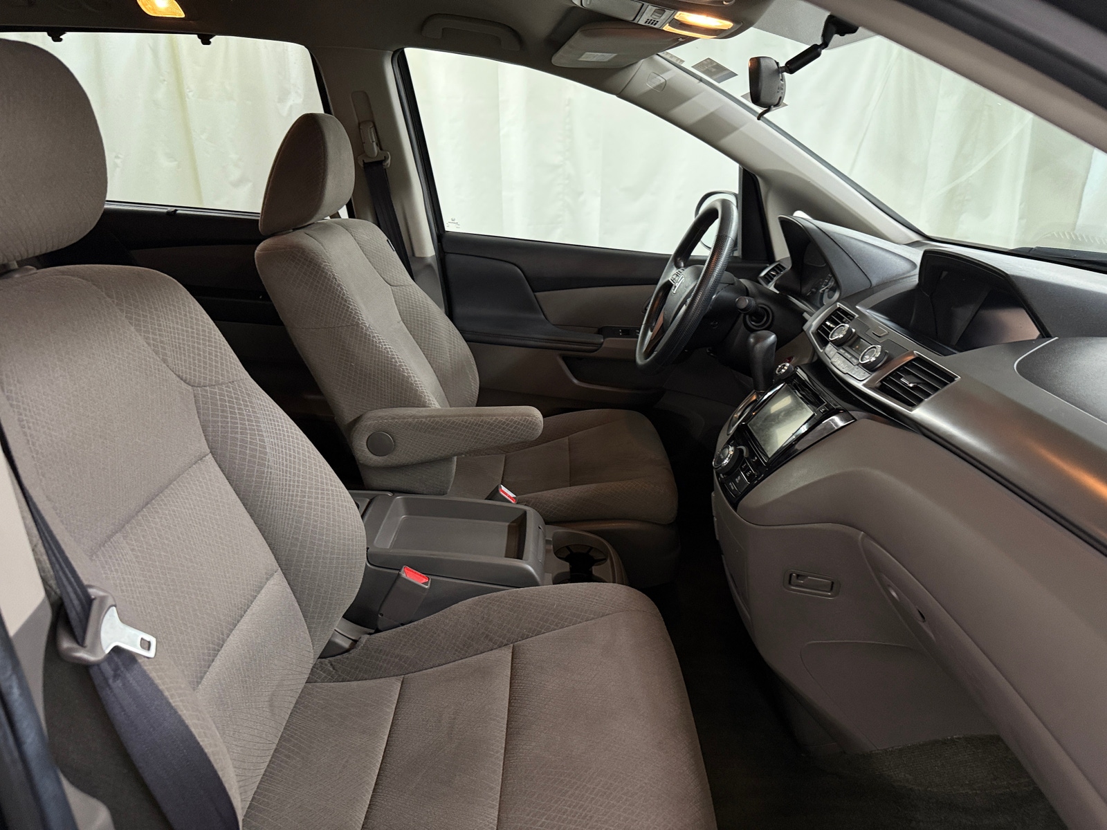 Thumbnail: 2014 Honda Odyssey - 2