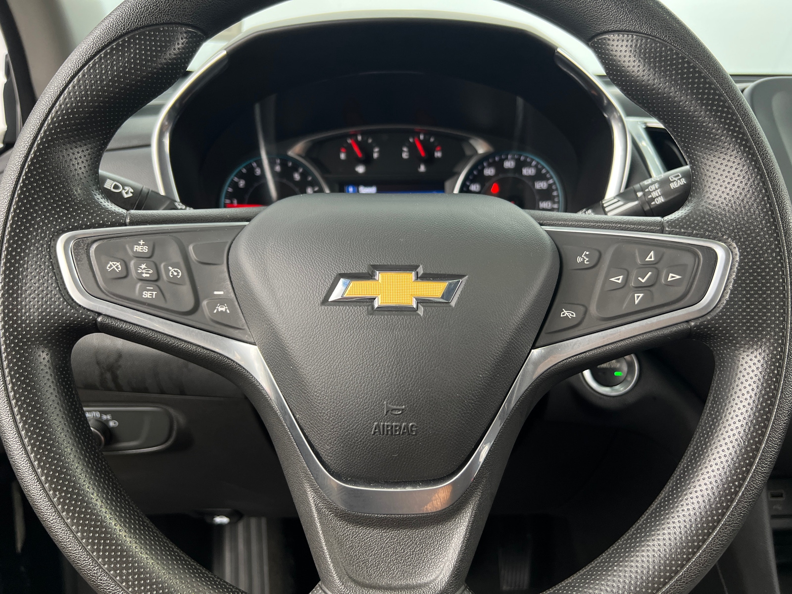 Thumbnail: 2023 Chevrolet Equinox - 5