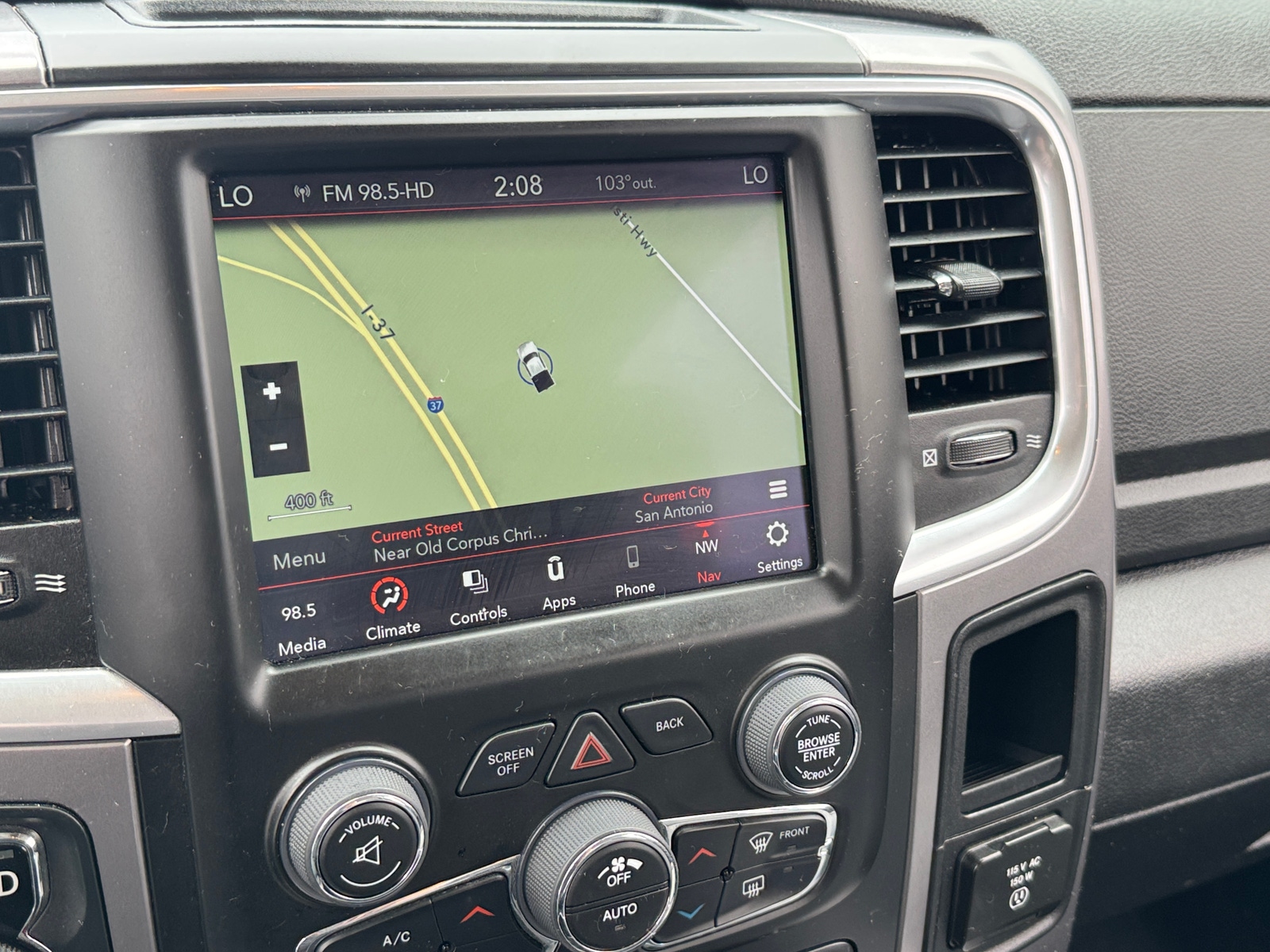 Thumbnail: 2023 RAM 1500 Classic - 4