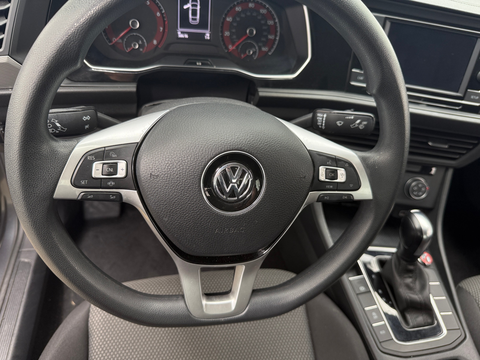 Thumbnail: 2019 Volkswagen Jetta - 5