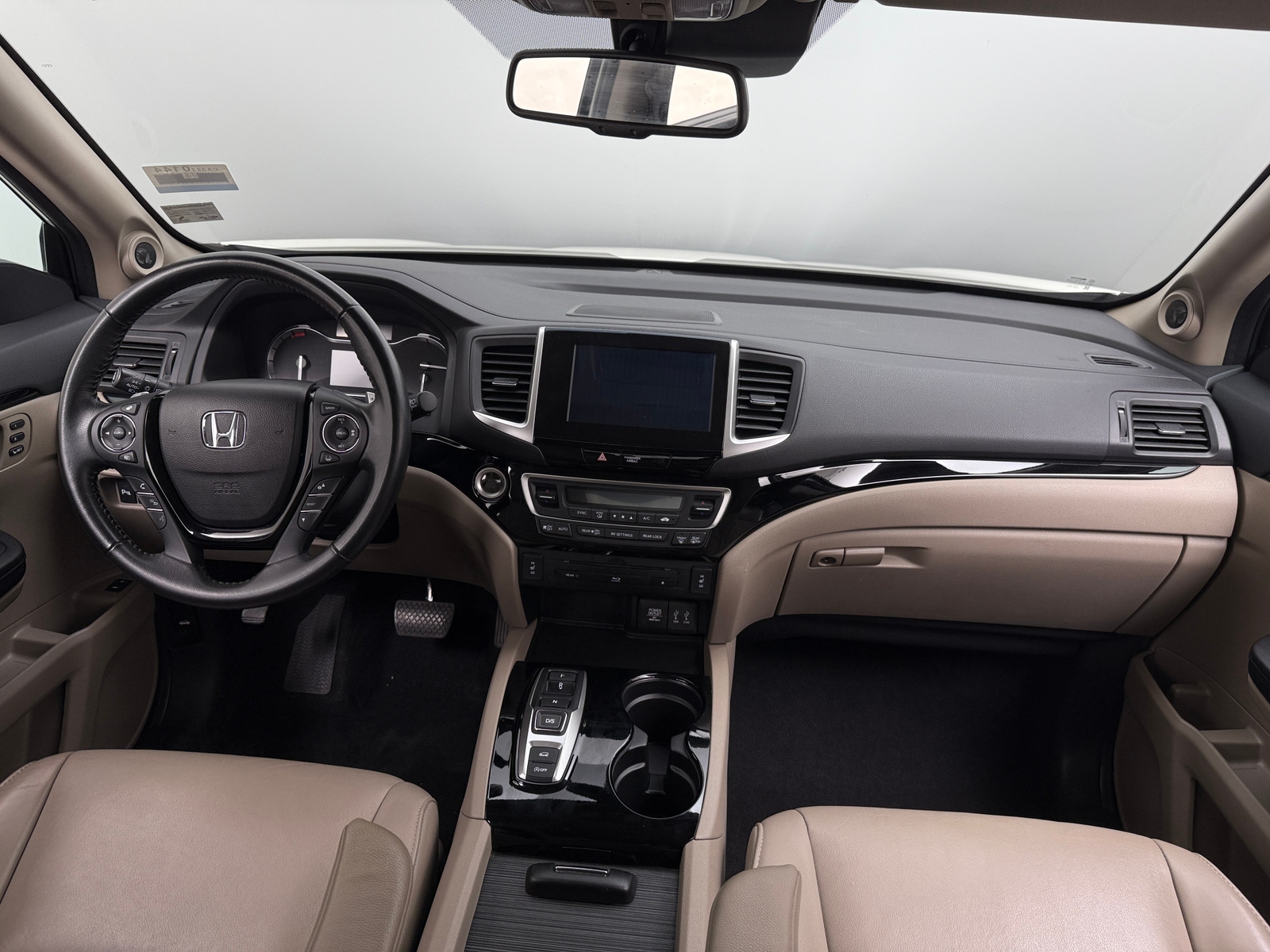 Thumbnail: 2016 Honda Pilot - 2