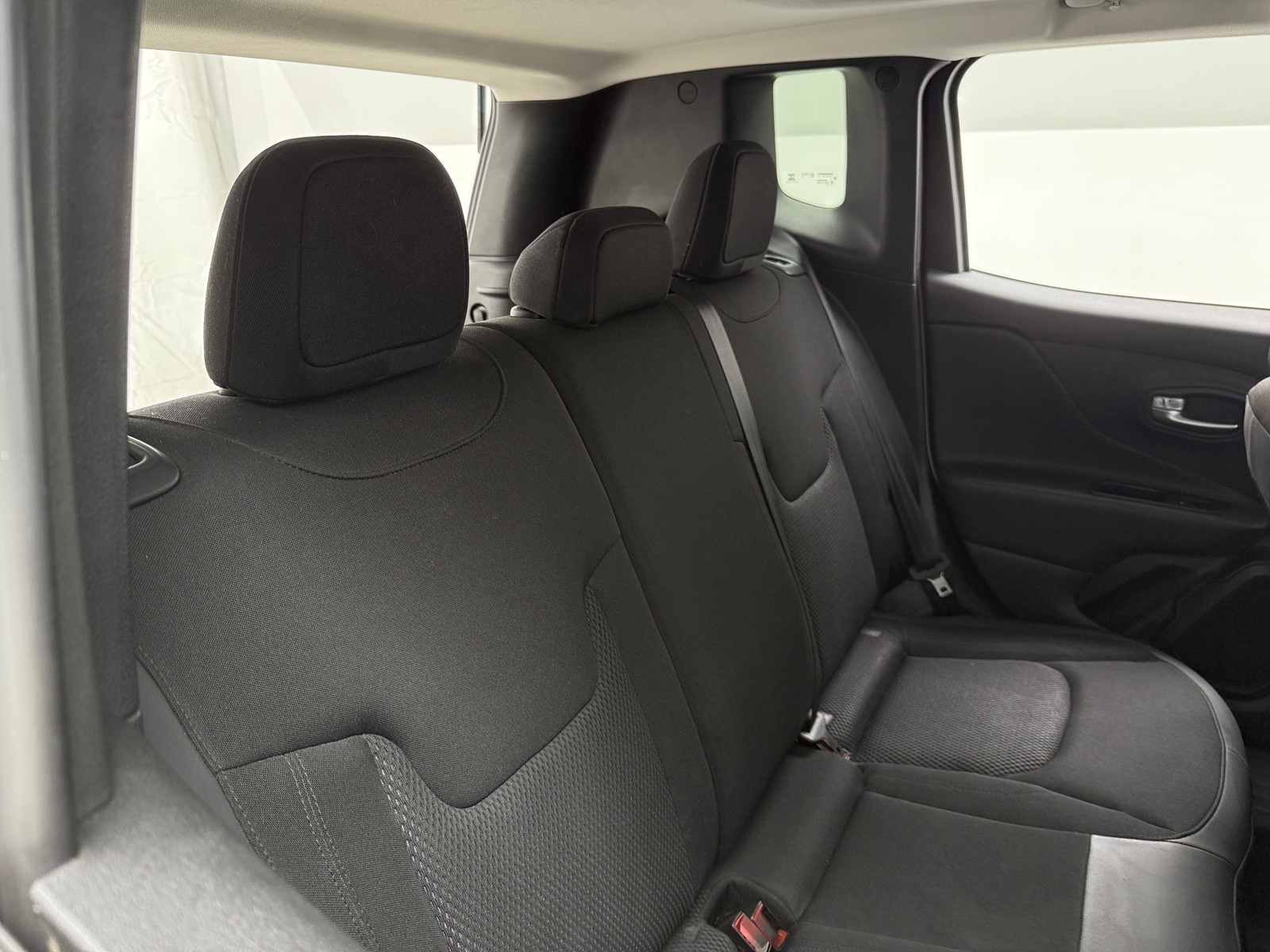 Thumbnail: 2020 Jeep Renegade - 6