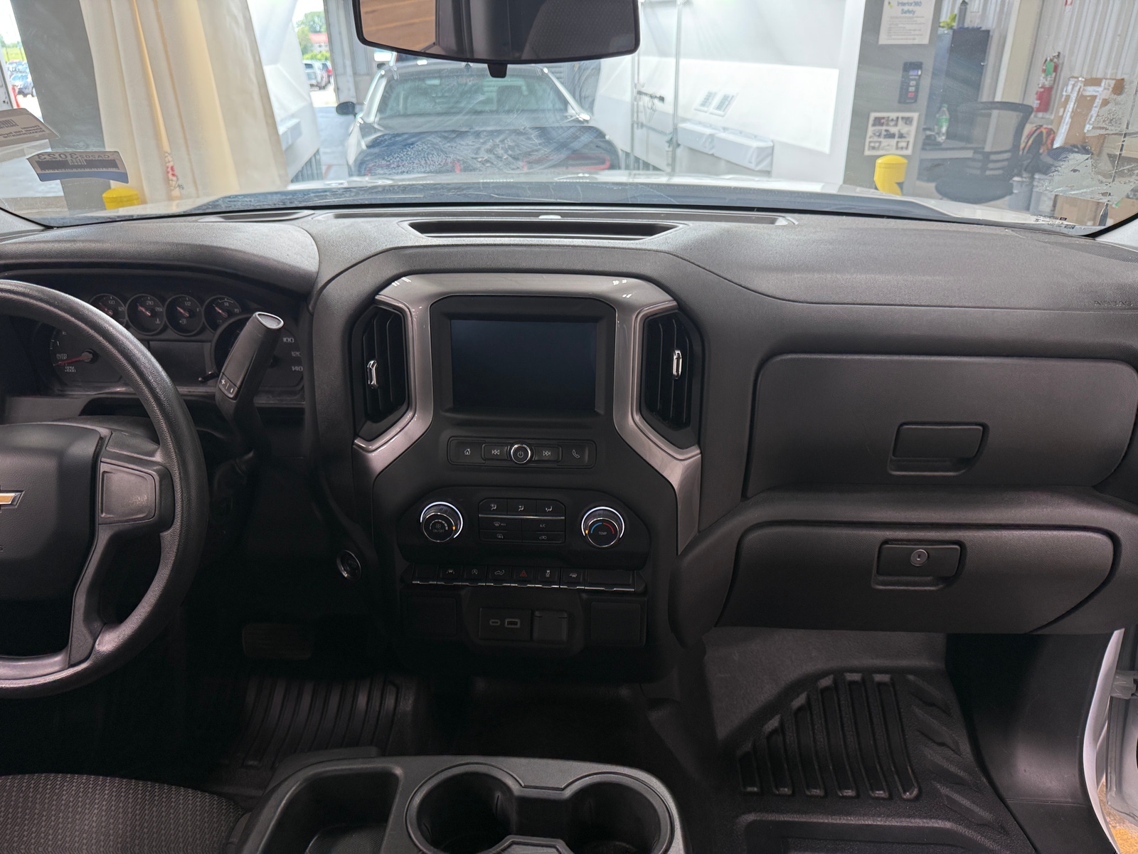 Thumbnail: 2024 Chevrolet Silverado 1500 - 2