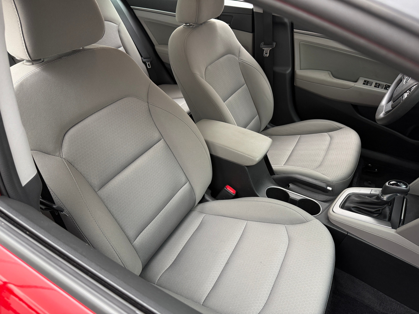 Thumbnail: 2018 Hyundai Elantra - 2