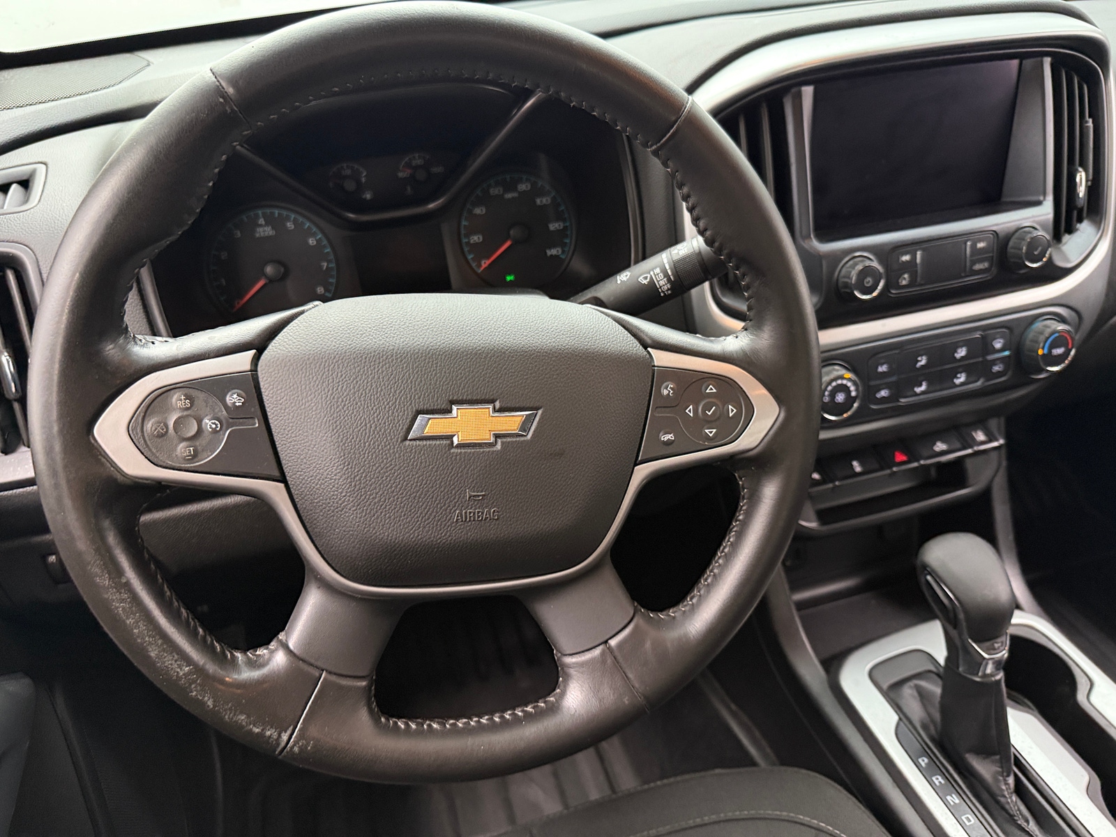 Thumbnail: 2022 Chevrolet Colorado - 5
