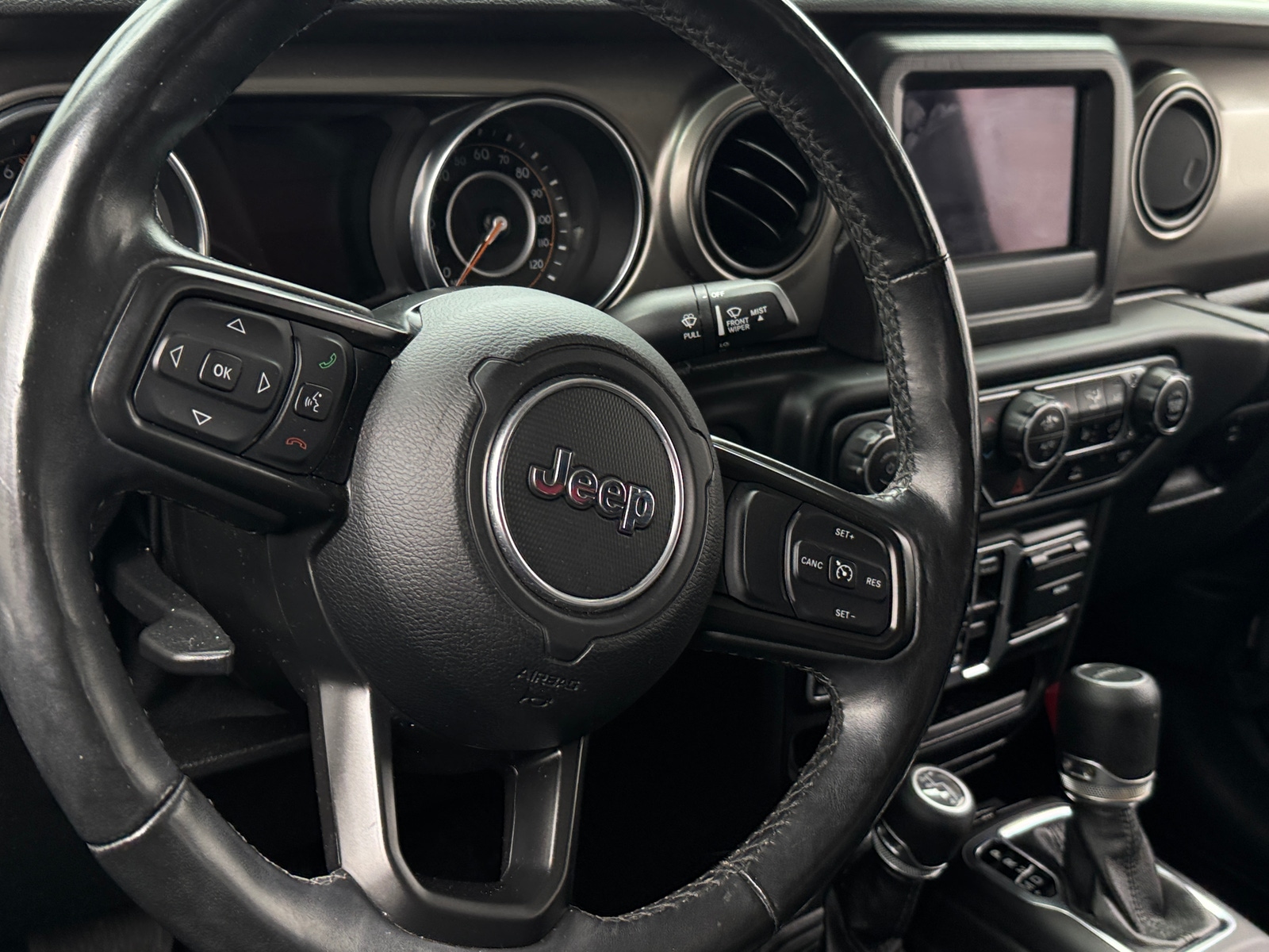 Thumbnail: 2021 Jeep Gladiator - 5
