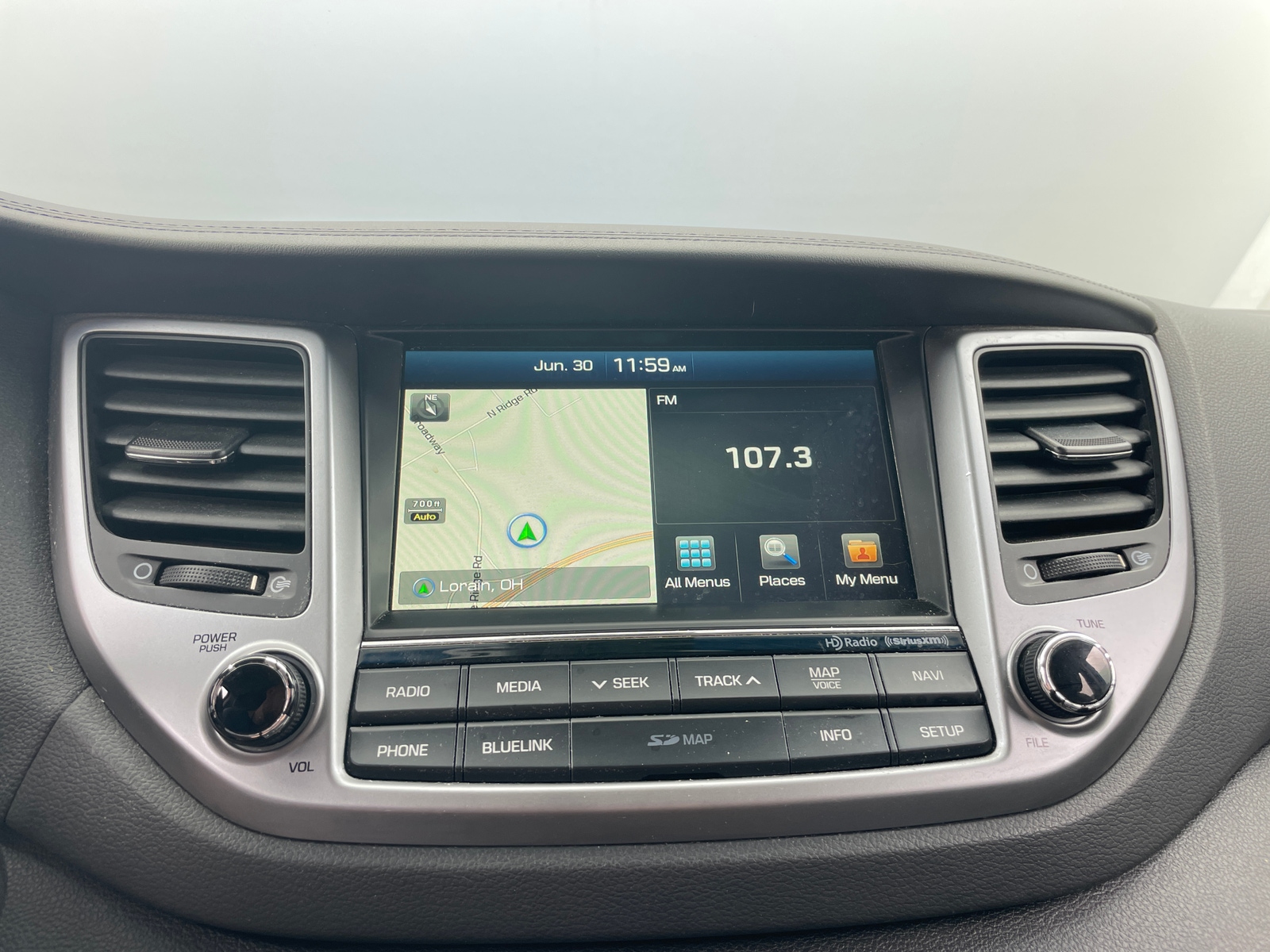 Thumbnail: 2016 Hyundai Tucson - 3