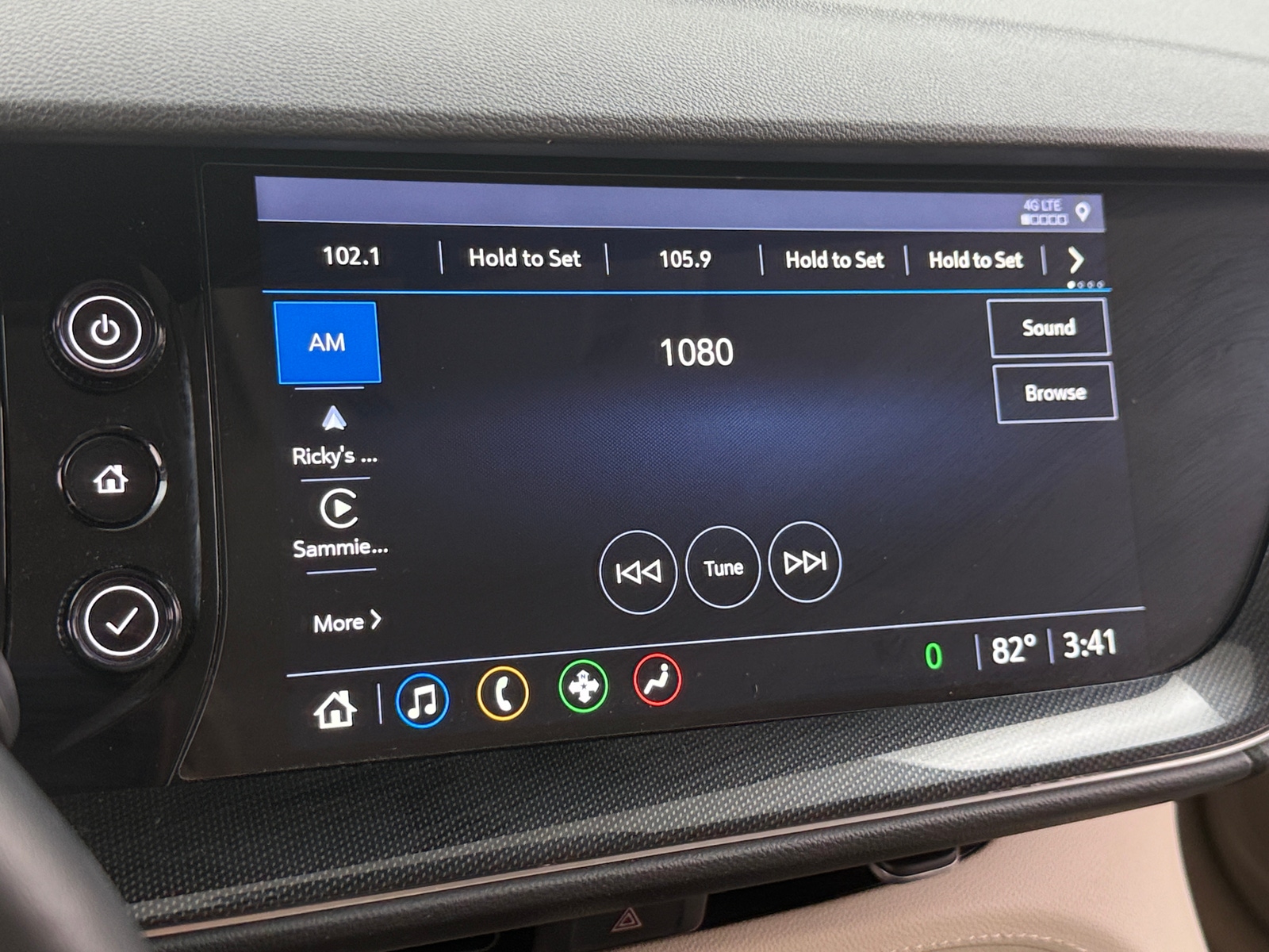 Thumbnail: 2021 Buick Envision - 3