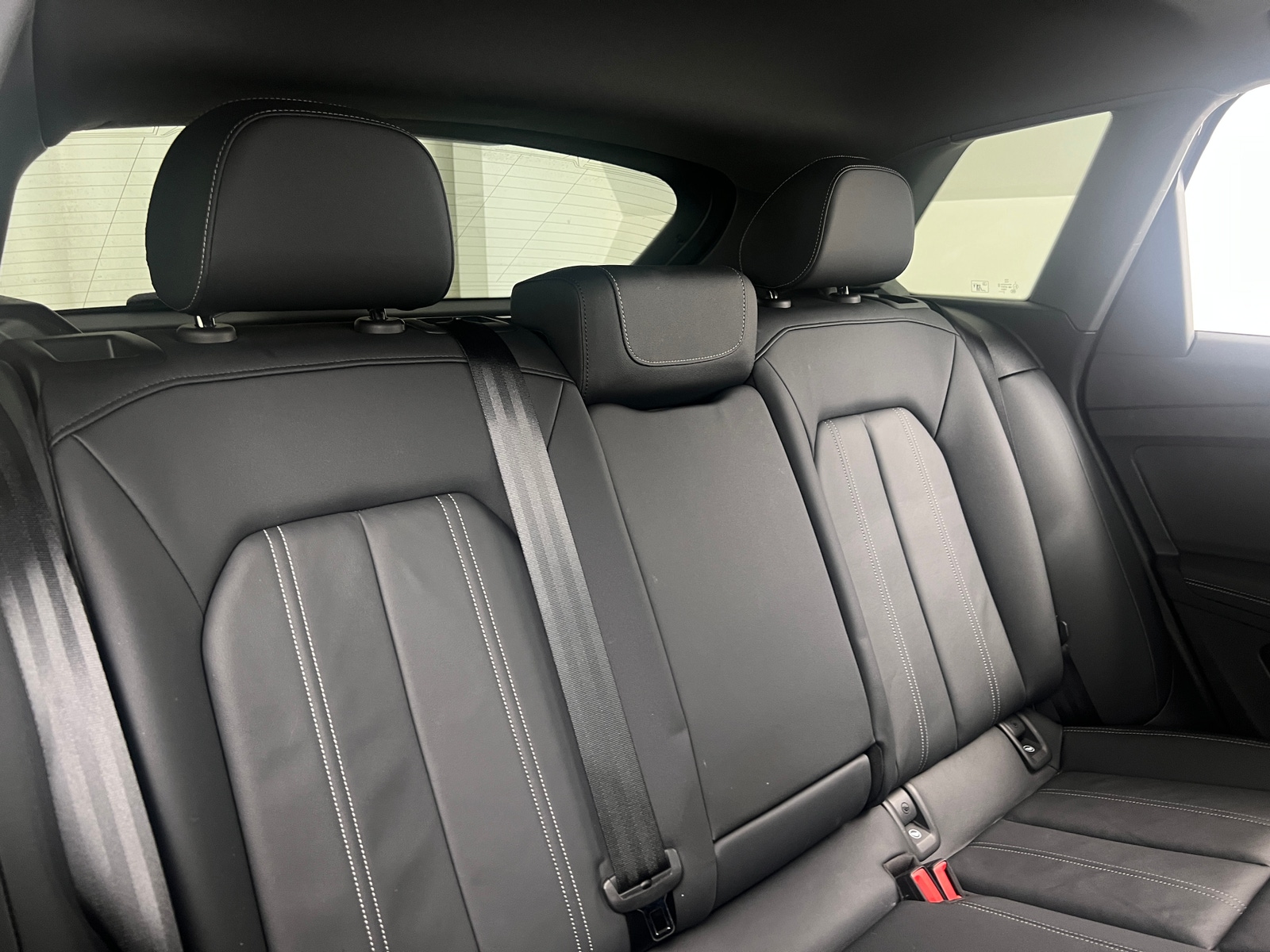 Thumbnail: 2023 Audi Q4 e-tron - 5