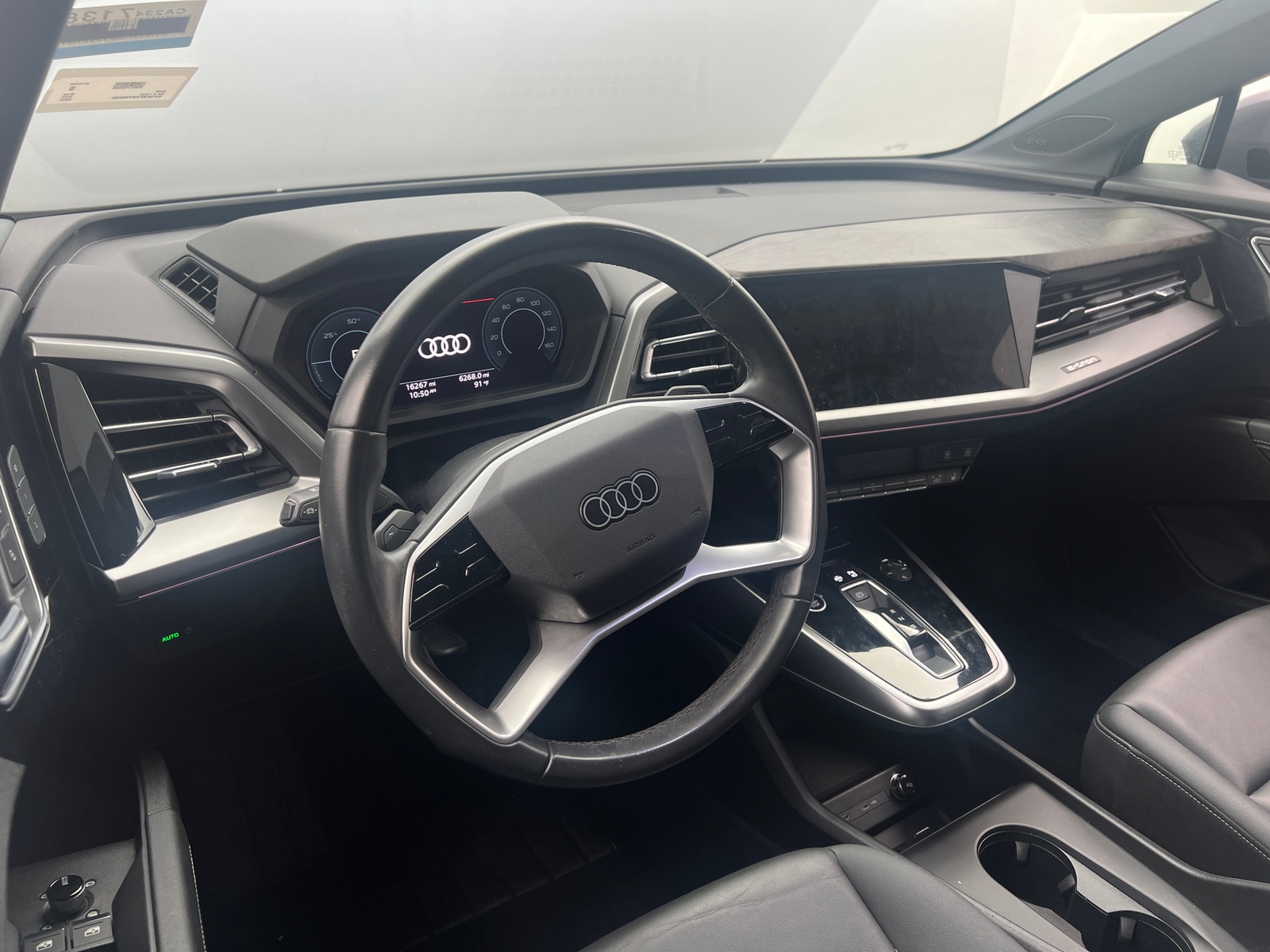 Thumbnail: 2023 Audi Q4 e-tron - 2