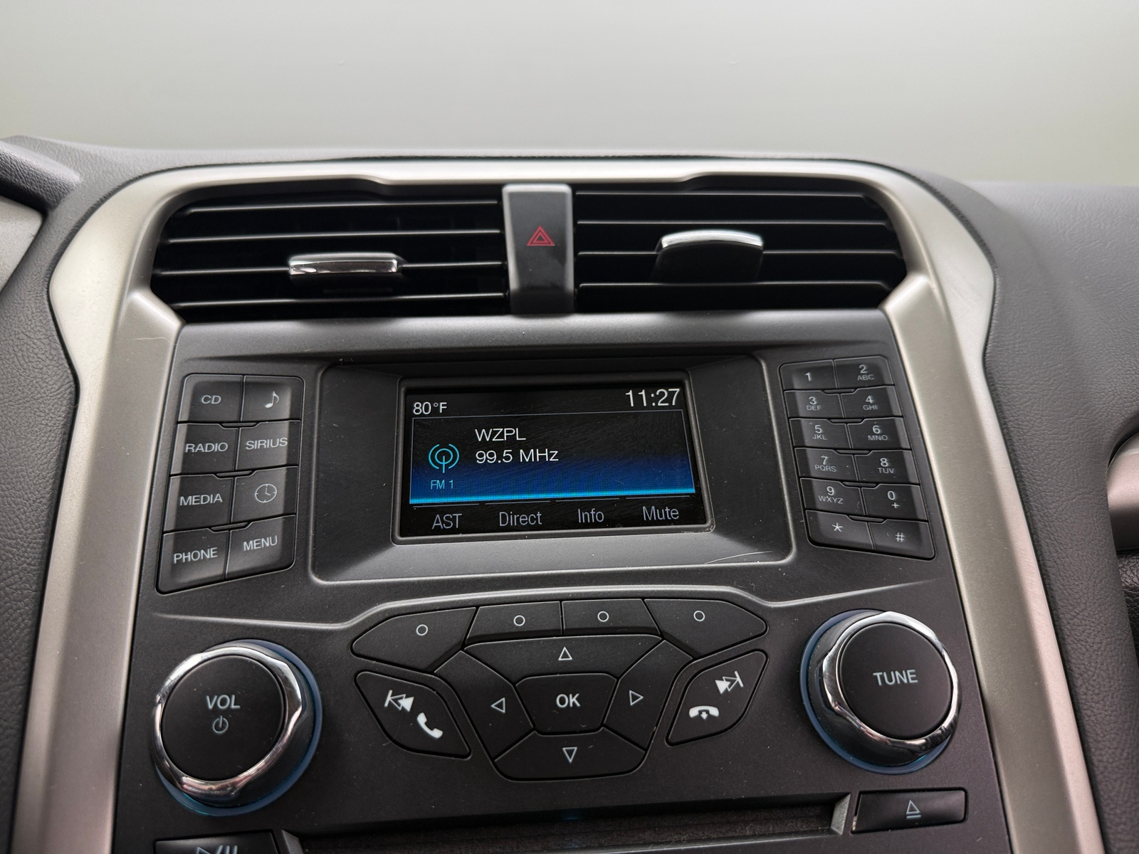 Thumbnail: 2015 Ford Fusion - 3
