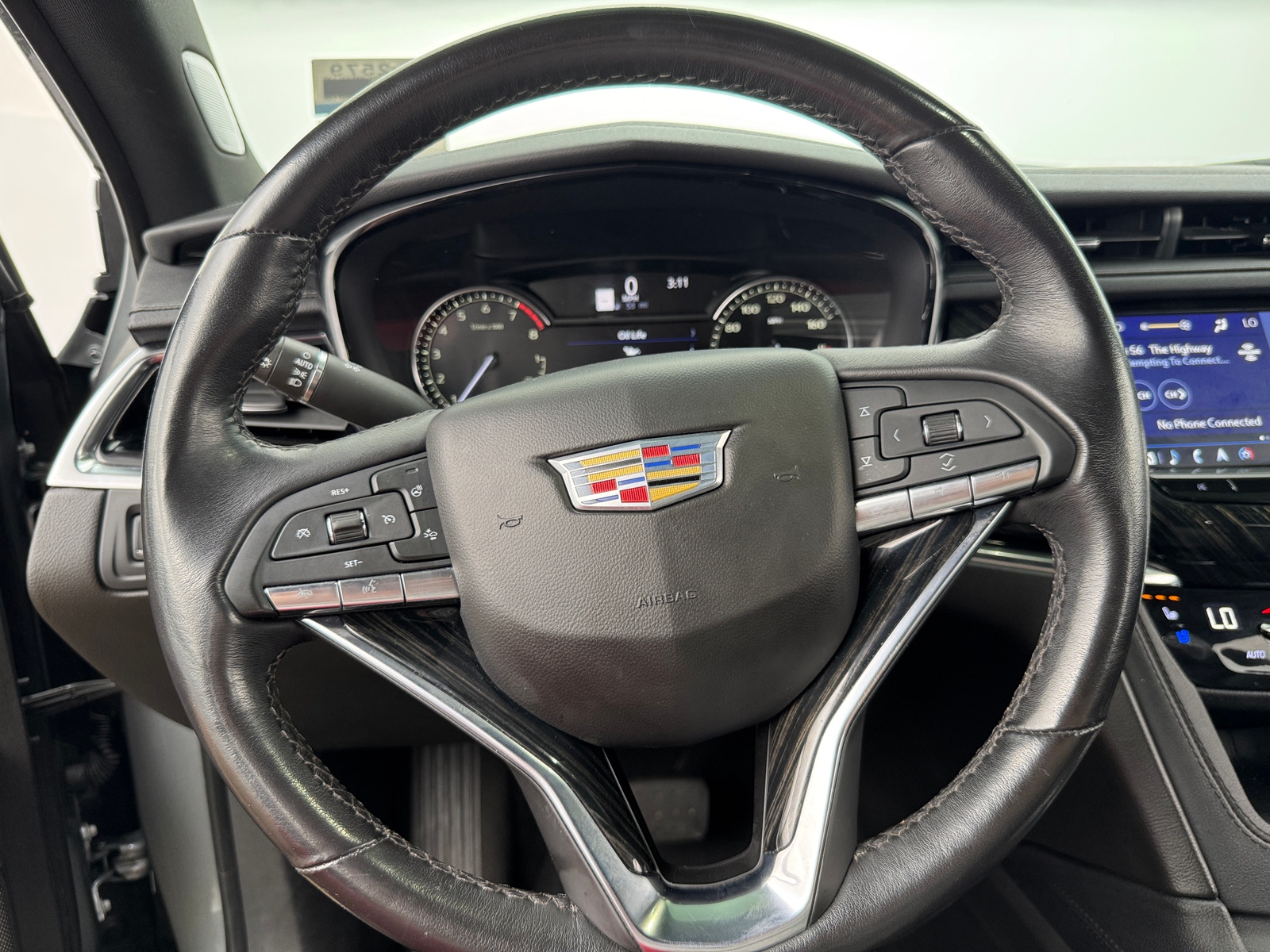 Thumbnail: 2023 Cadillac XT6 - 4