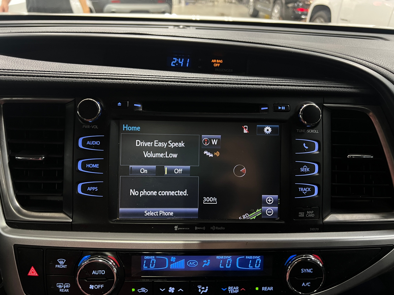 Thumbnail: 2018 Toyota Highlander - 3