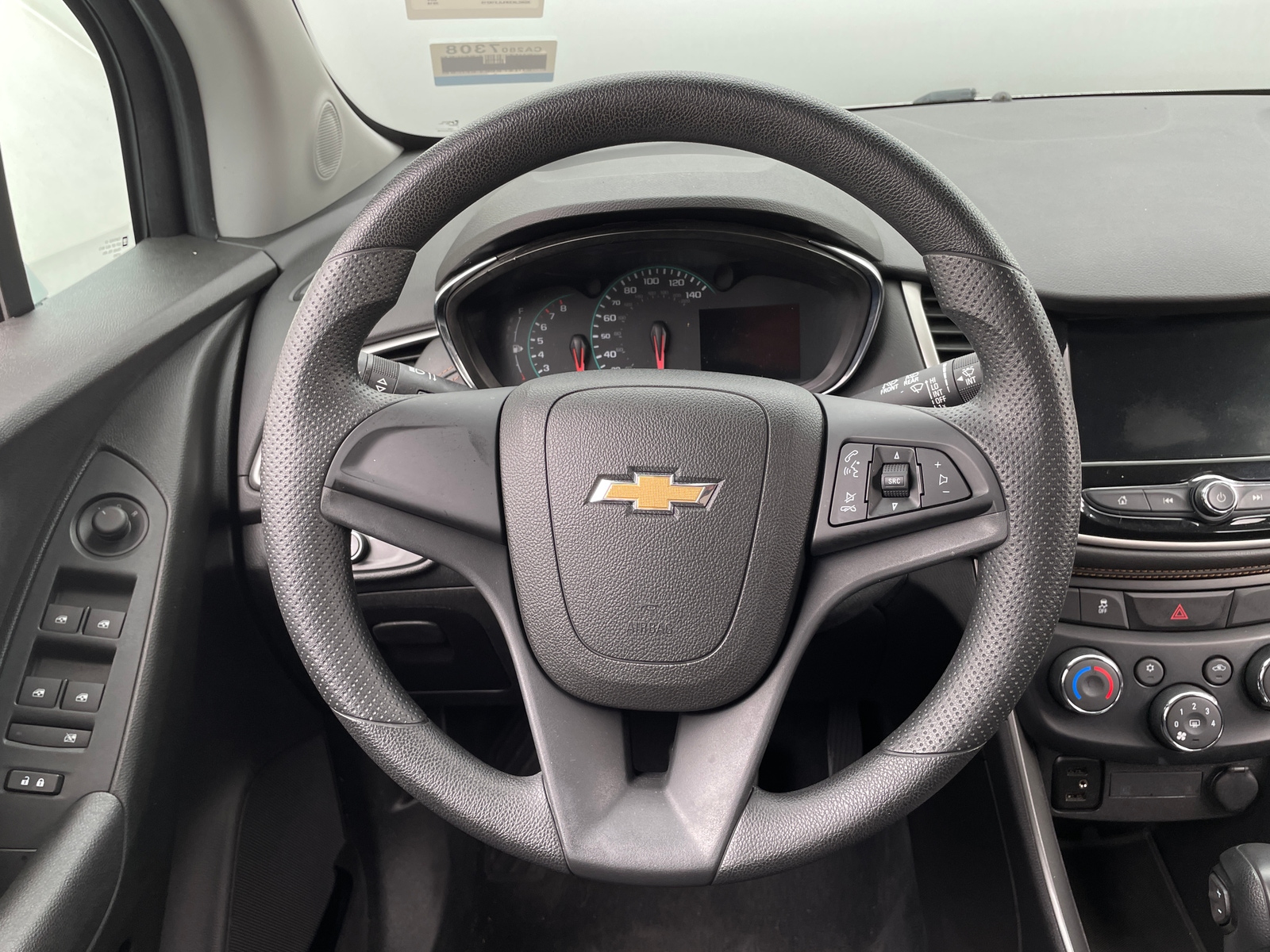 Thumbnail: 2018 Chevrolet Trax - 5