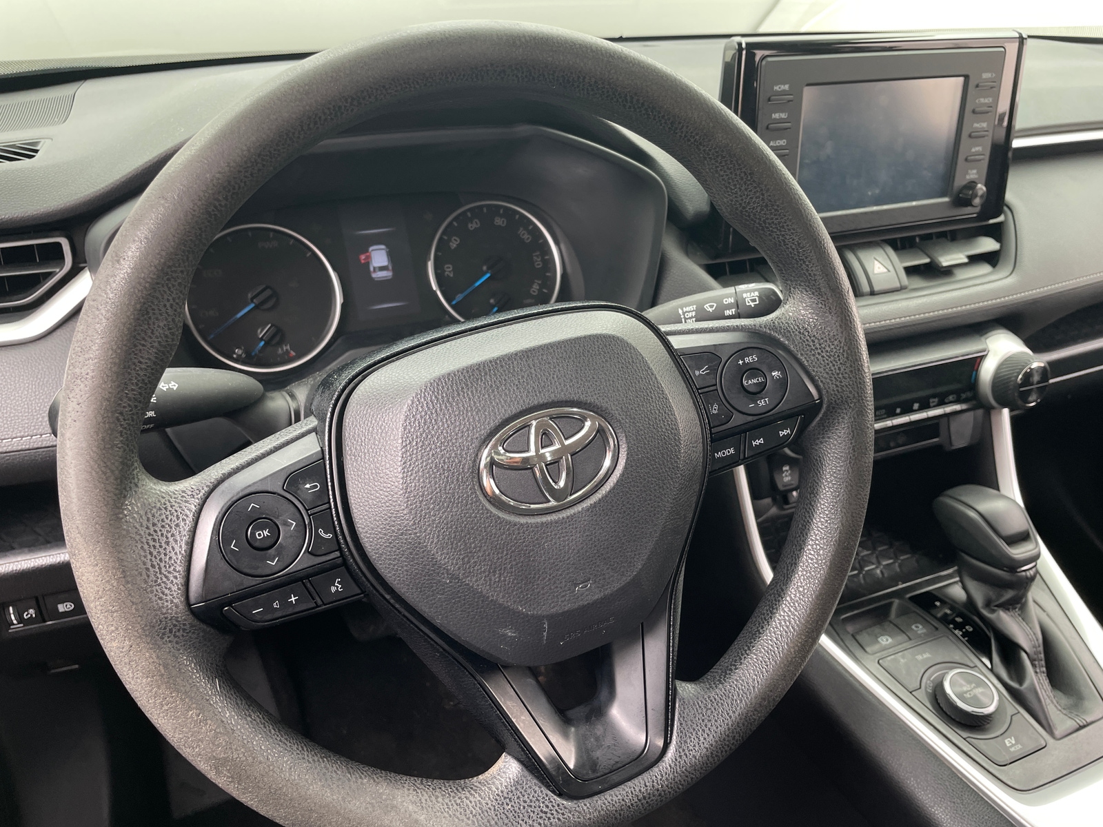 Thumbnail: 2019 Toyota RAV4 - 5
