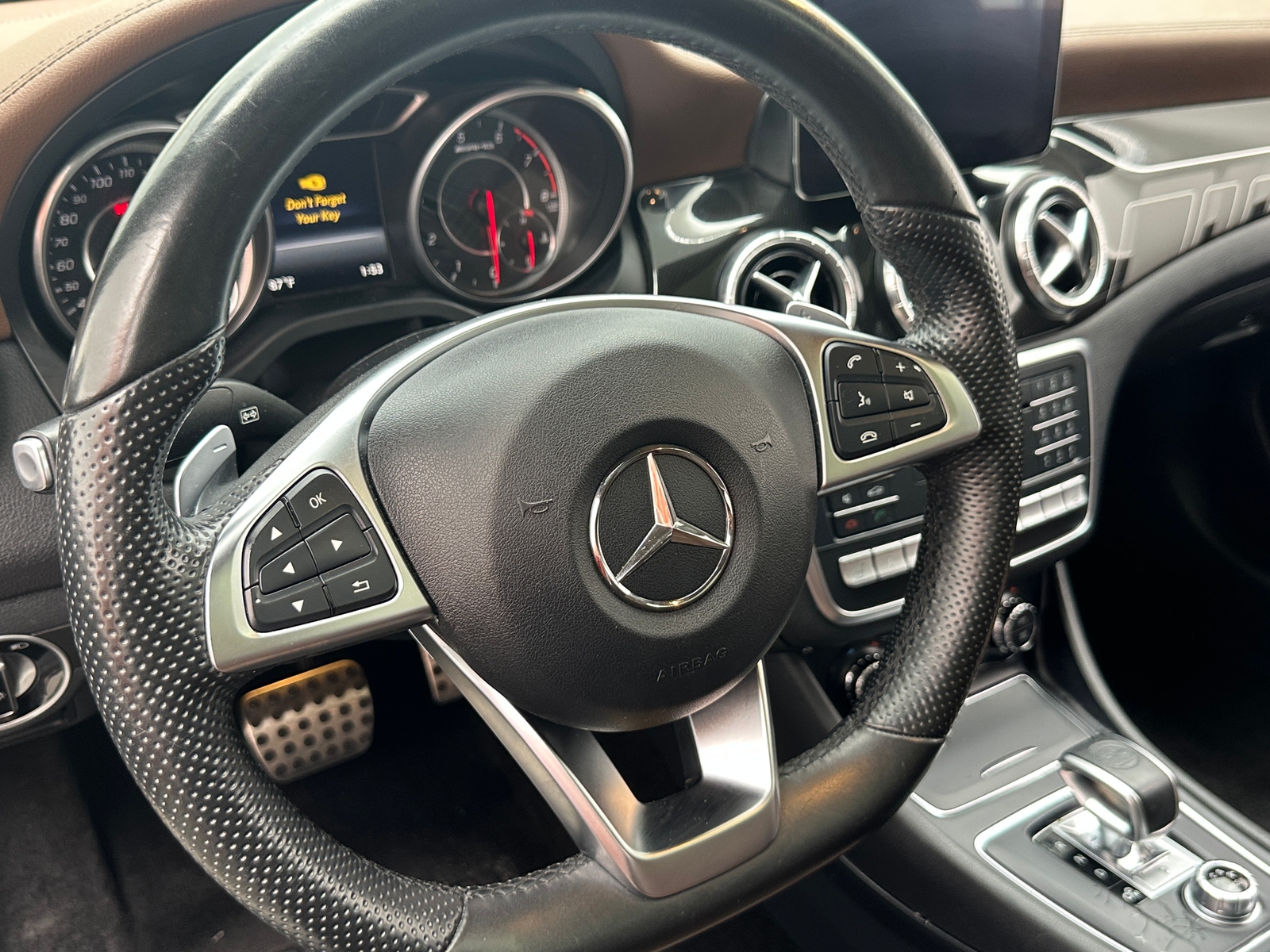 Thumbnail: 2017 Mercedes-Benz CLA - 4