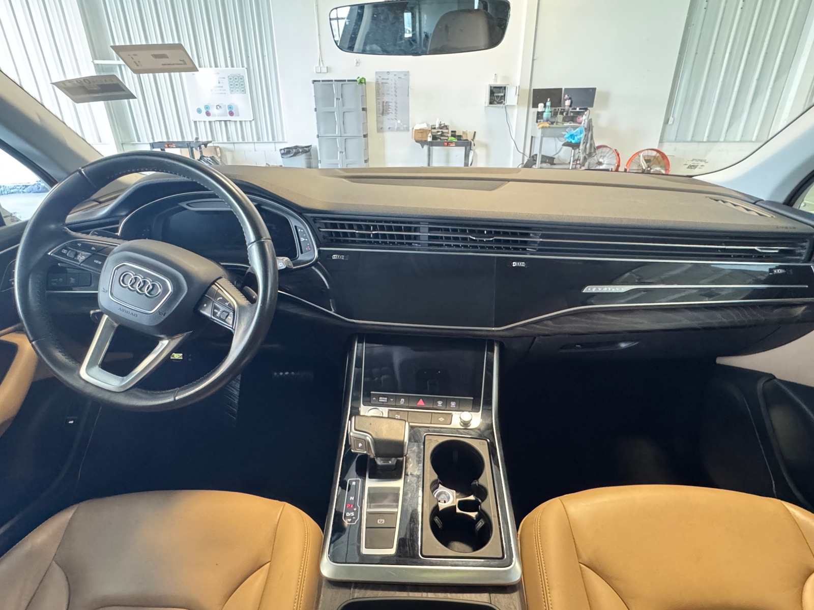 Thumbnail: 2020 Audi Q7 - 3