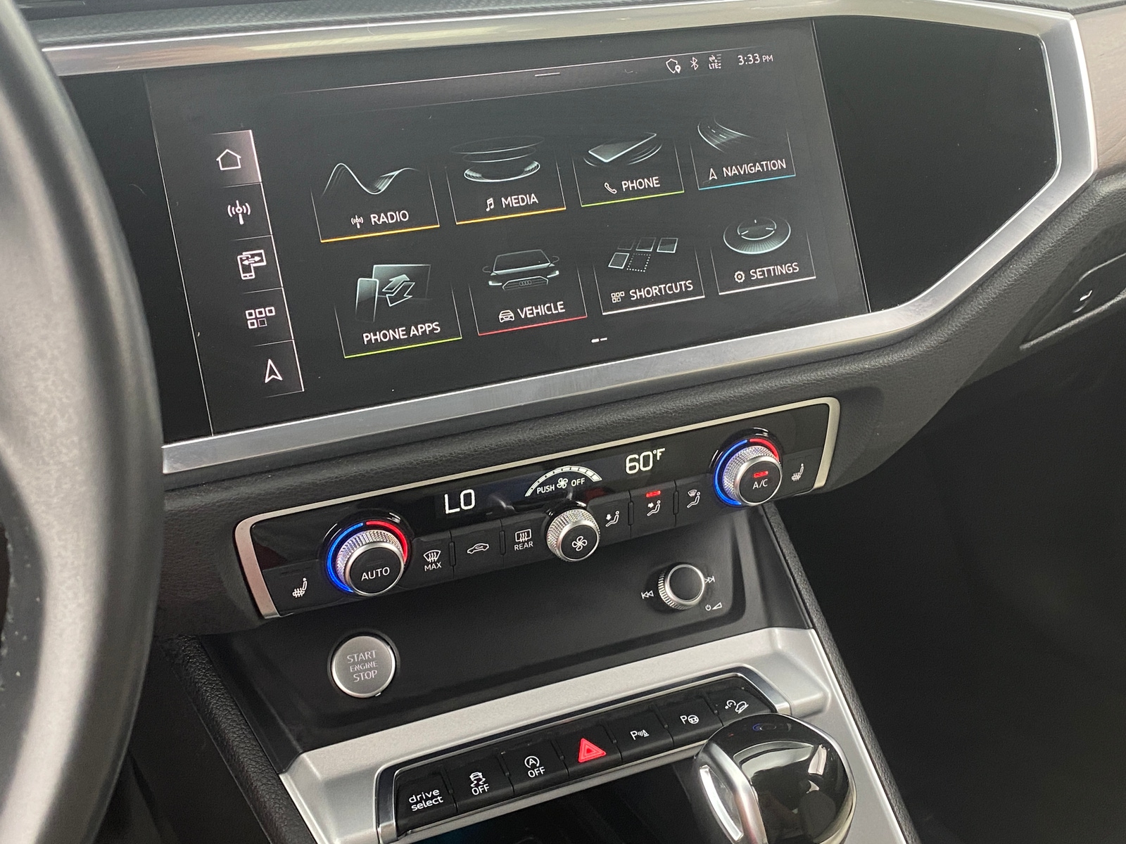 Thumbnail: 2020 Audi Q3 - 3