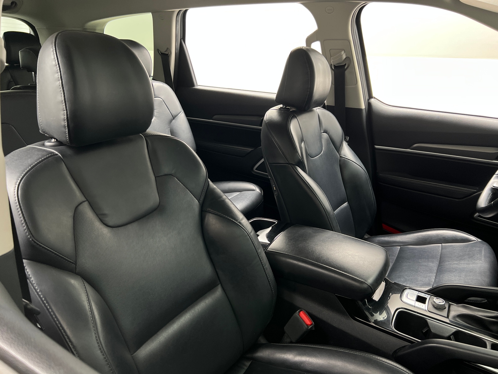 Thumbnail: 2020 Kia Telluride - 2