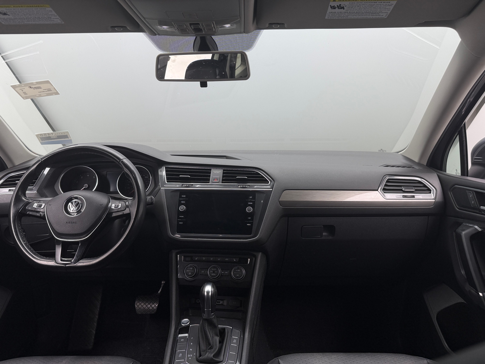 Thumbnail: 2018 Volkswagen Tiguan - 2