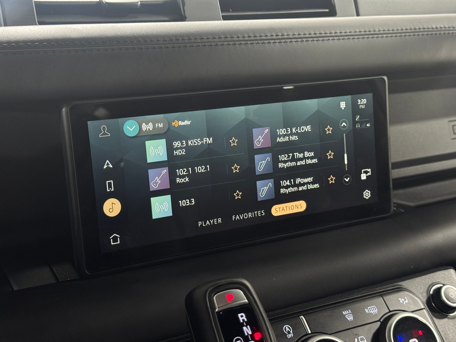 Thumbnail: 2024 Land Rover Defender - 4