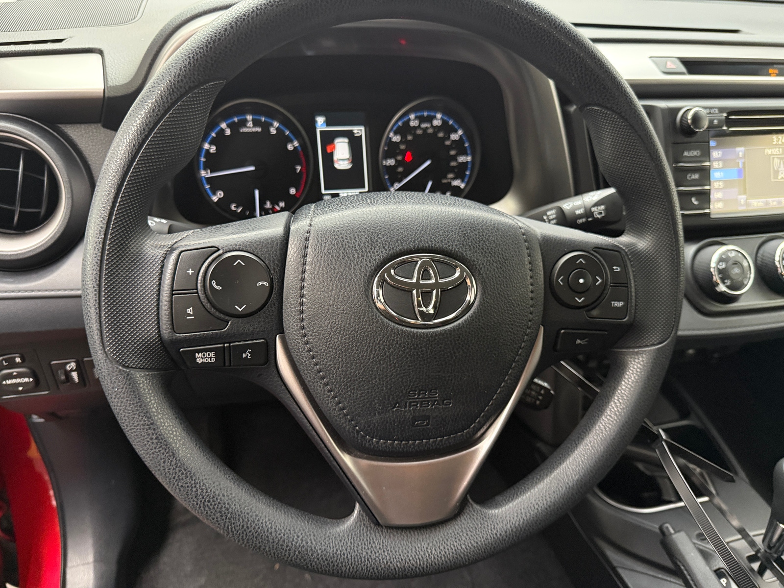 Thumbnail: 2017 Toyota RAV4 - 5
