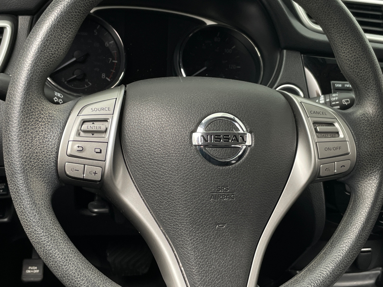 Thumbnail: 2016 Nissan Rogue - 5