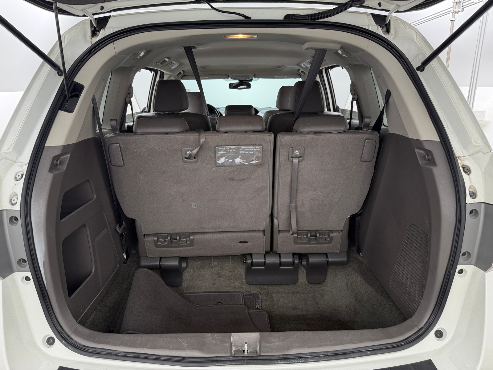 Thumbnail: 2017 Honda Odyssey - 6