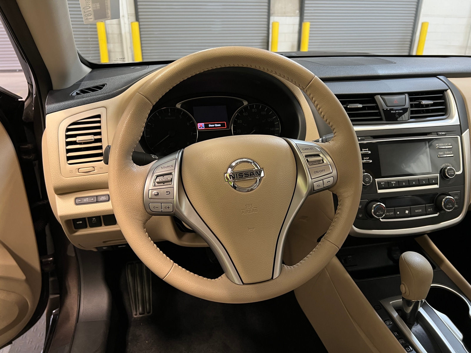 Thumbnail: 2016 Nissan Altima - 5
