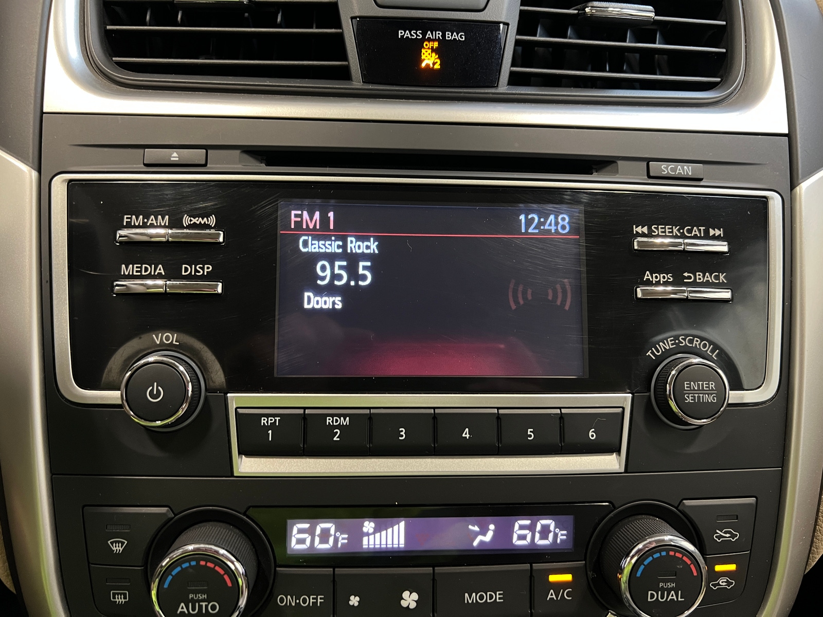 Thumbnail: 2016 Nissan Altima - 4