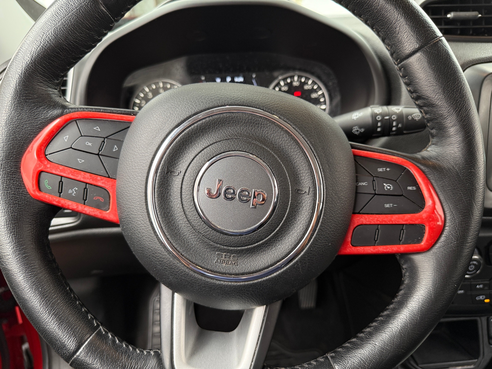 Thumbnail: 2018 Jeep Renegade - 5
