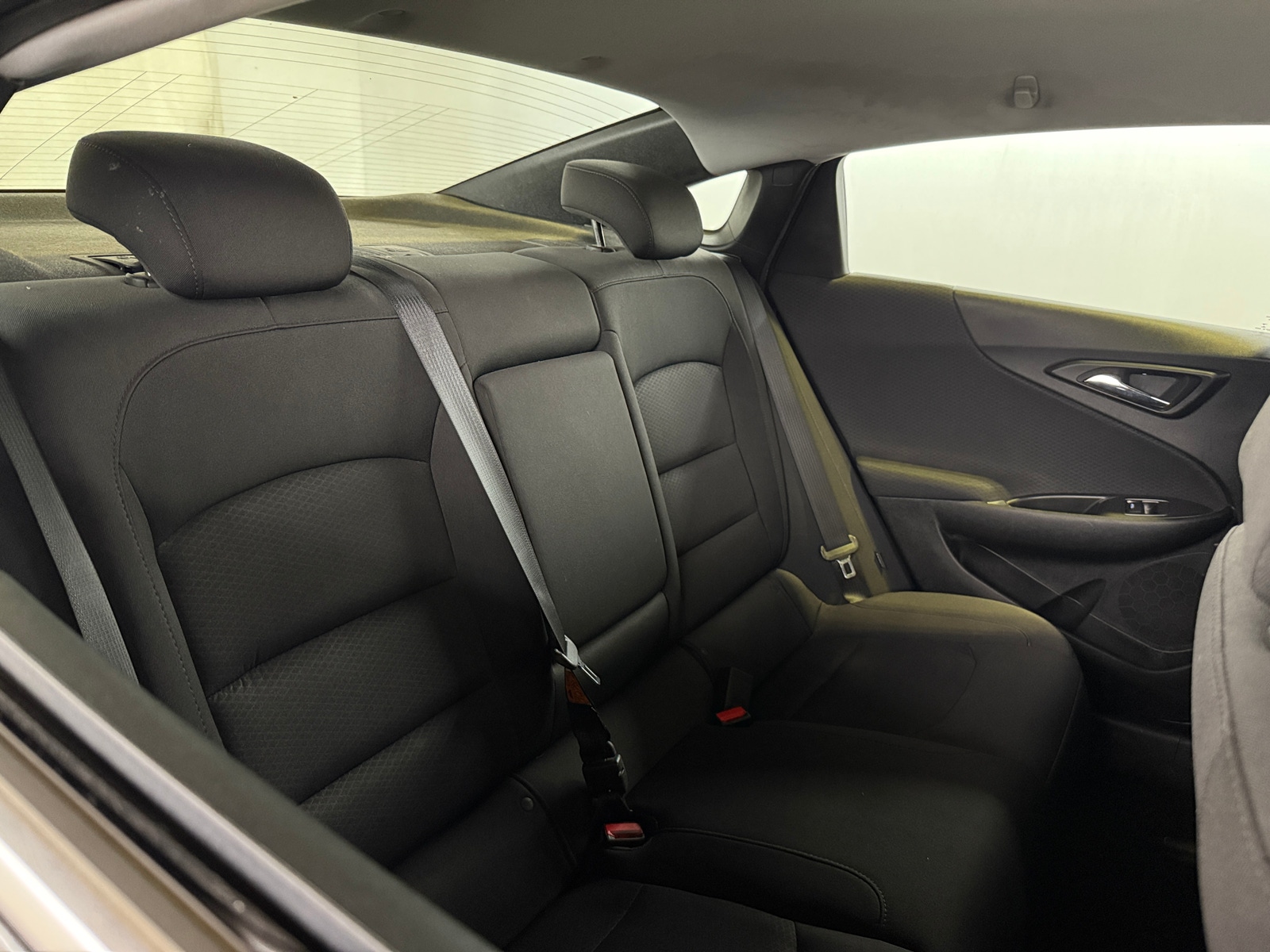 Thumbnail: 2018 Chevrolet Malibu - 6