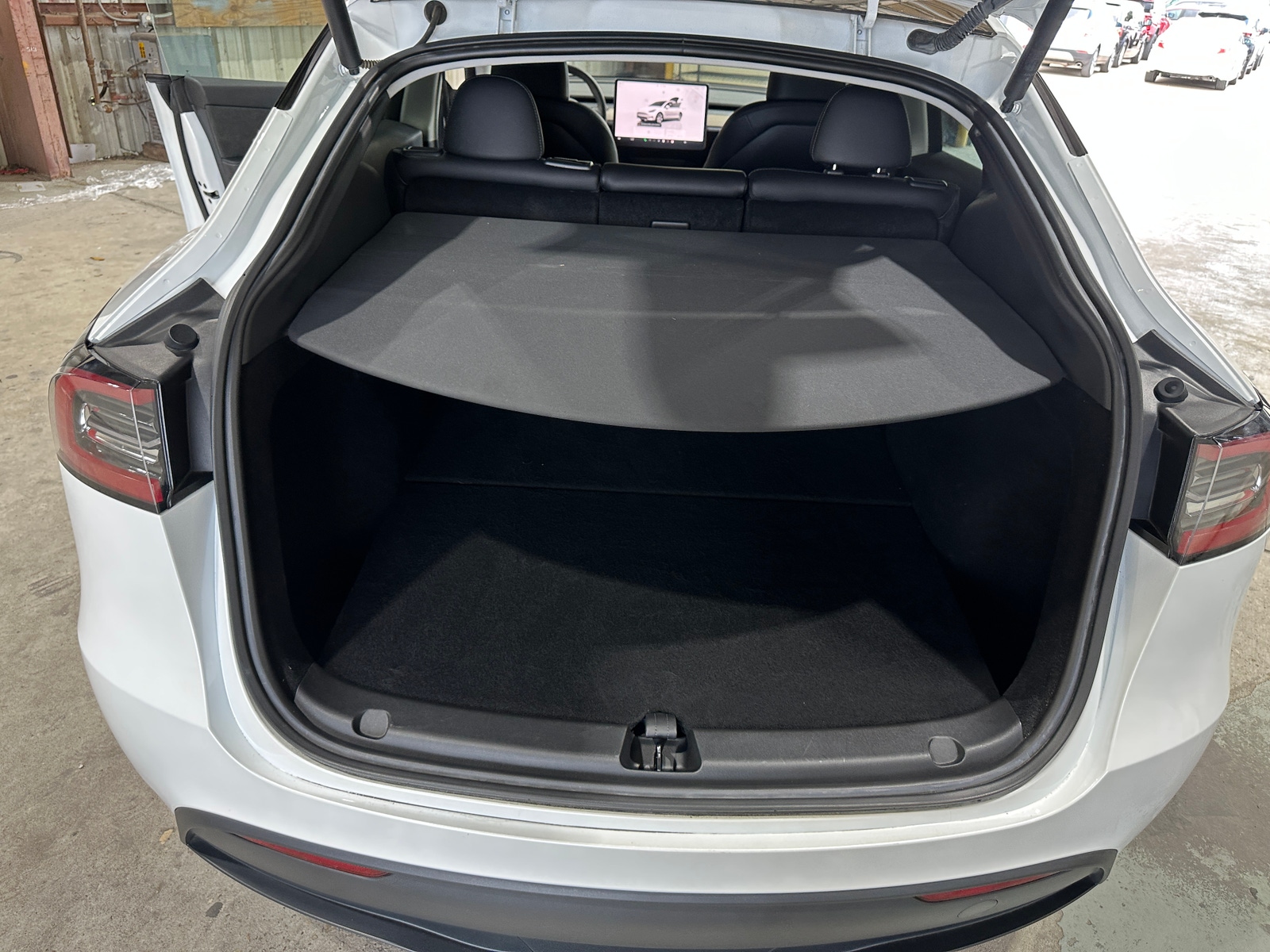 Thumbnail: 2023 Tesla Model Y - 6