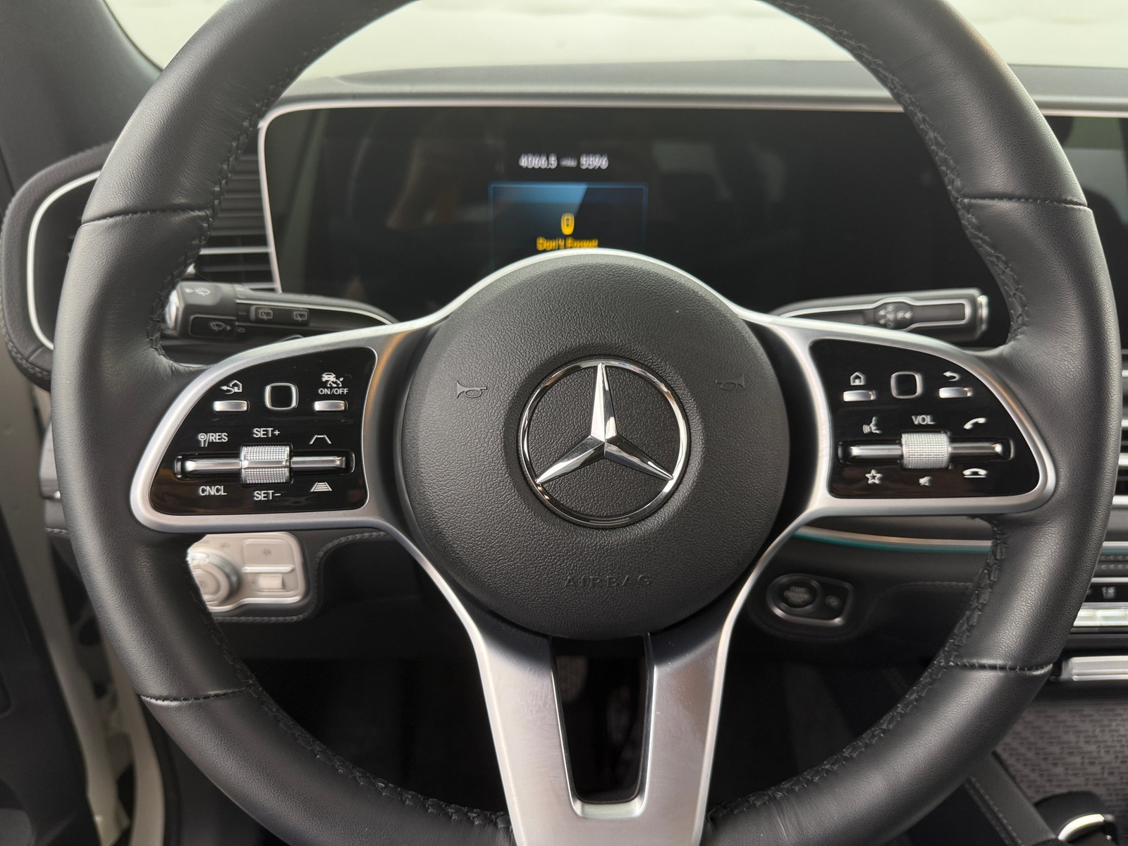 Thumbnail: 2022 Mercedes-Benz GLE - 4