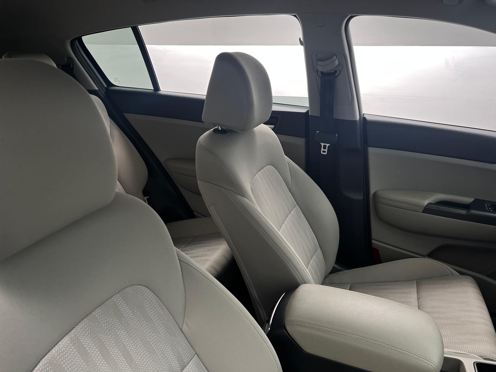 Thumbnail: 2020 Kia Sportage - 2