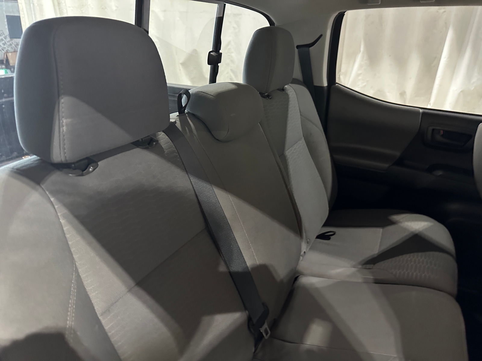 Thumbnail: 2018 Toyota Tacoma - 6