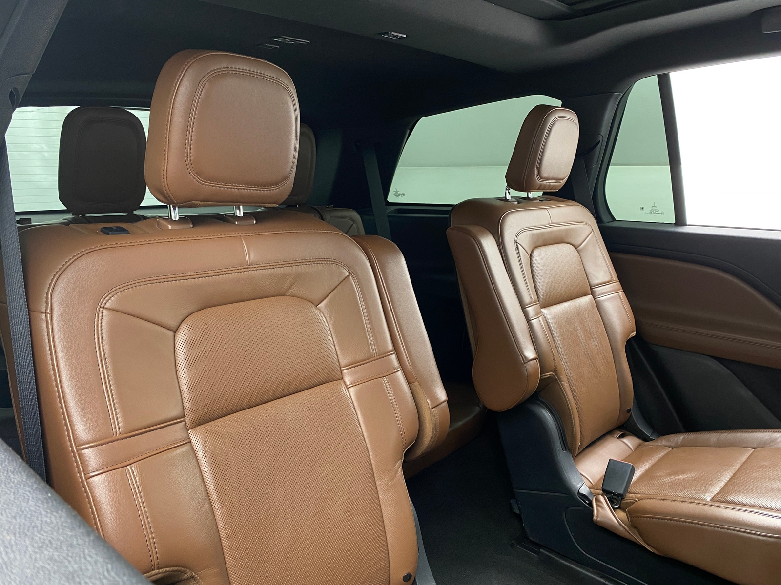 Thumbnail: 2022 Lincoln Aviator - 5