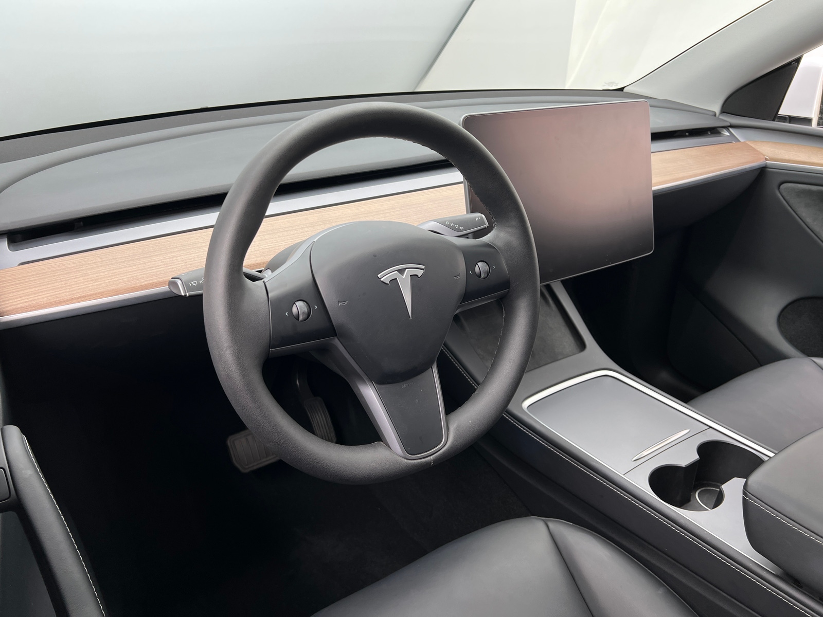 Thumbnail: 2024 Tesla Model Y - 4