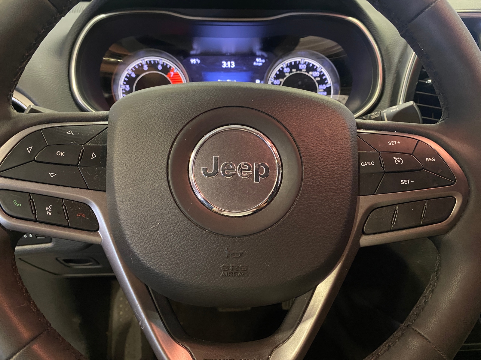 Thumbnail: 2022 Jeep Cherokee - 4