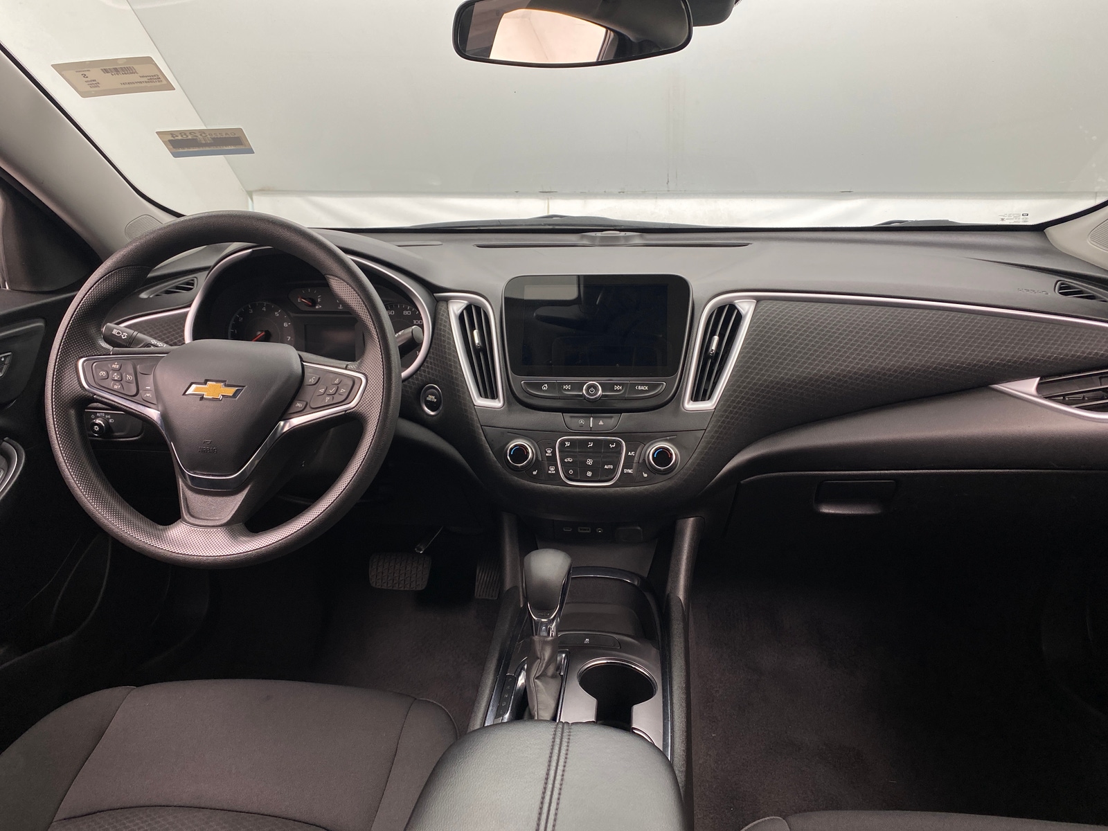 Thumbnail: 2023 Chevrolet Malibu - 3