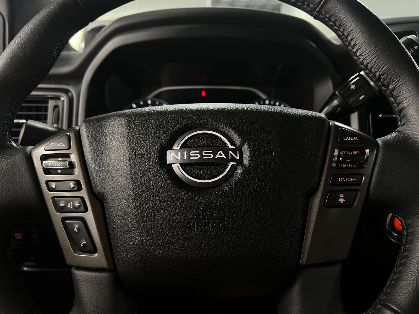 Thumbnail: 2024 Nissan Titan - 5