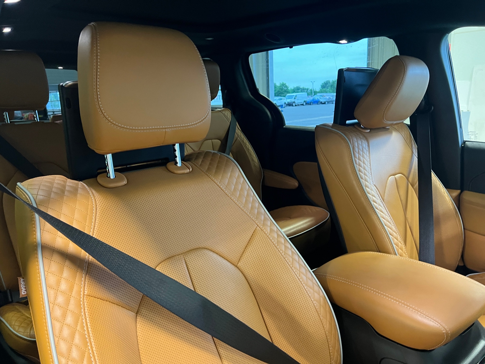 Thumbnail: 2023 Chrysler Pacifica - 2