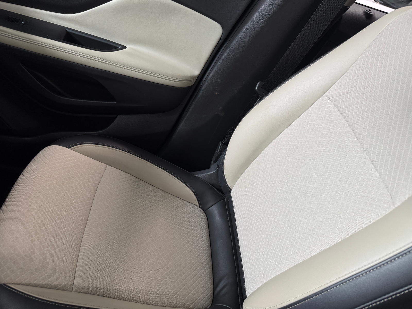 Thumbnail: 2018 Buick Encore - 2
