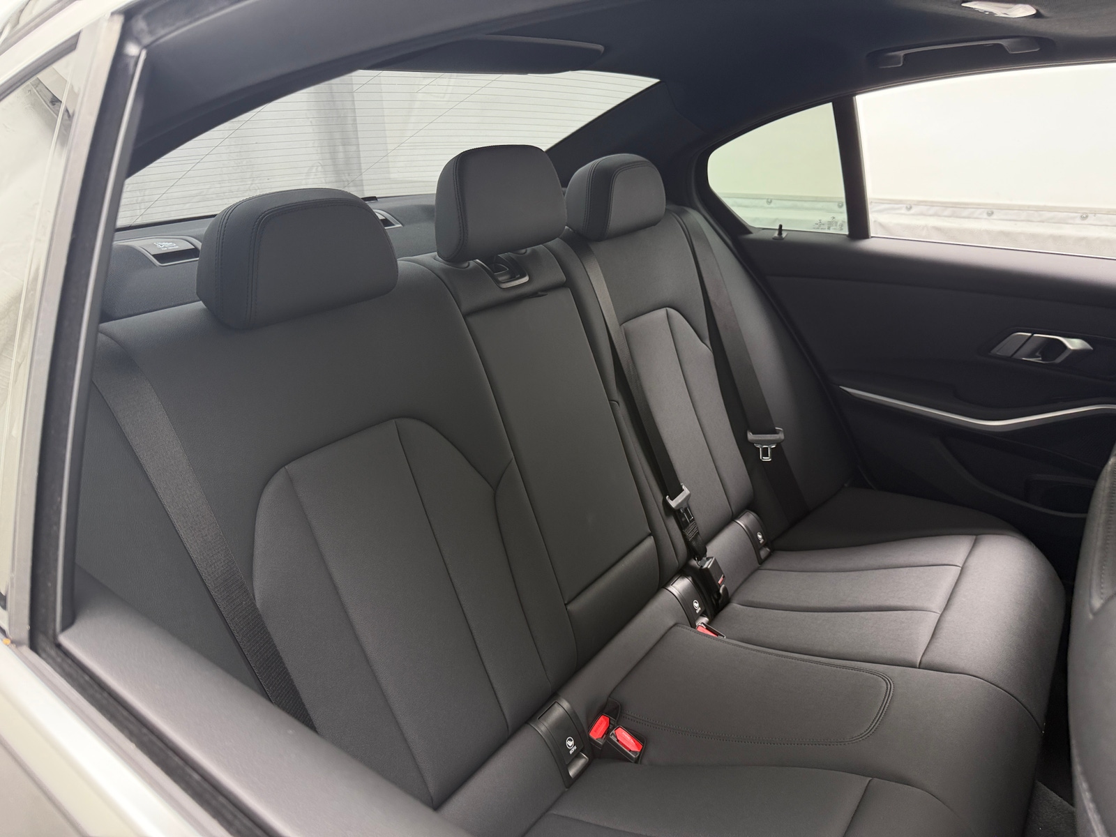Thumbnail: 2021 BMW 3 Series - 6